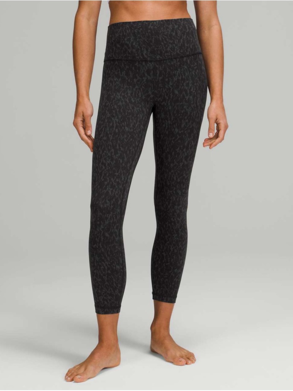 Lululemon Align High-Rise Pant 25"
Leopard Camo Deep Coal Multi